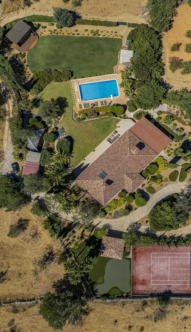 Architectural perspective of Villa Alegria highlighting modern Algarve design